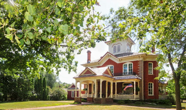 Cook-Rutledge Mansion in Chippewa Falls