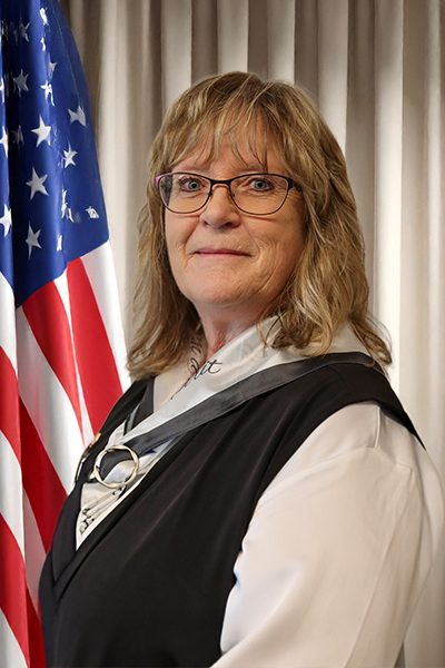 Amy Hong | Eau Claire, WI DAR Chapter Chaplain